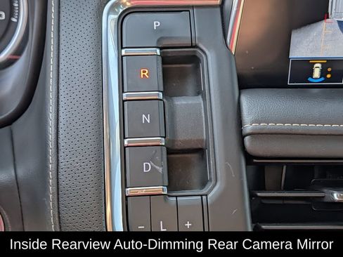 Used 2021 Chevrolet Tahoe Premier w/ Premium Package RWD image 18