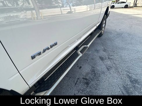 Certified 2026 RAM 2500 Big Horn AWD/4WD image 33