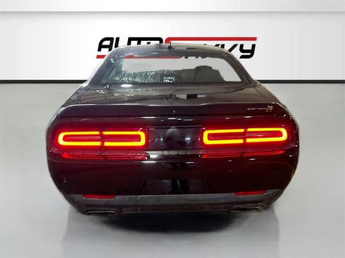 Used 2021 Dodge Challenger R/T Scat Pack w/ Driver Convenience Group image 6