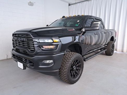Used 2025 RAM 2500 Tradesman AWD/4WD image 1
