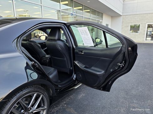 Used 2019 Lexus IS 300 F Sport w/ F Sport Package AWD/4WD image 39