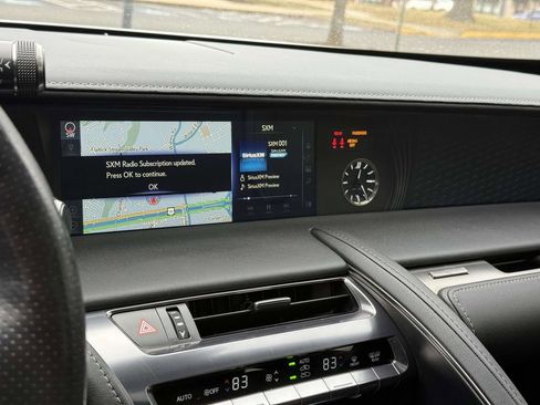 Used 2018 Lexus LC 500h image 10