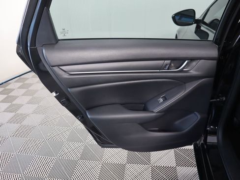 Used 2021 Honda Accord Sport image 26