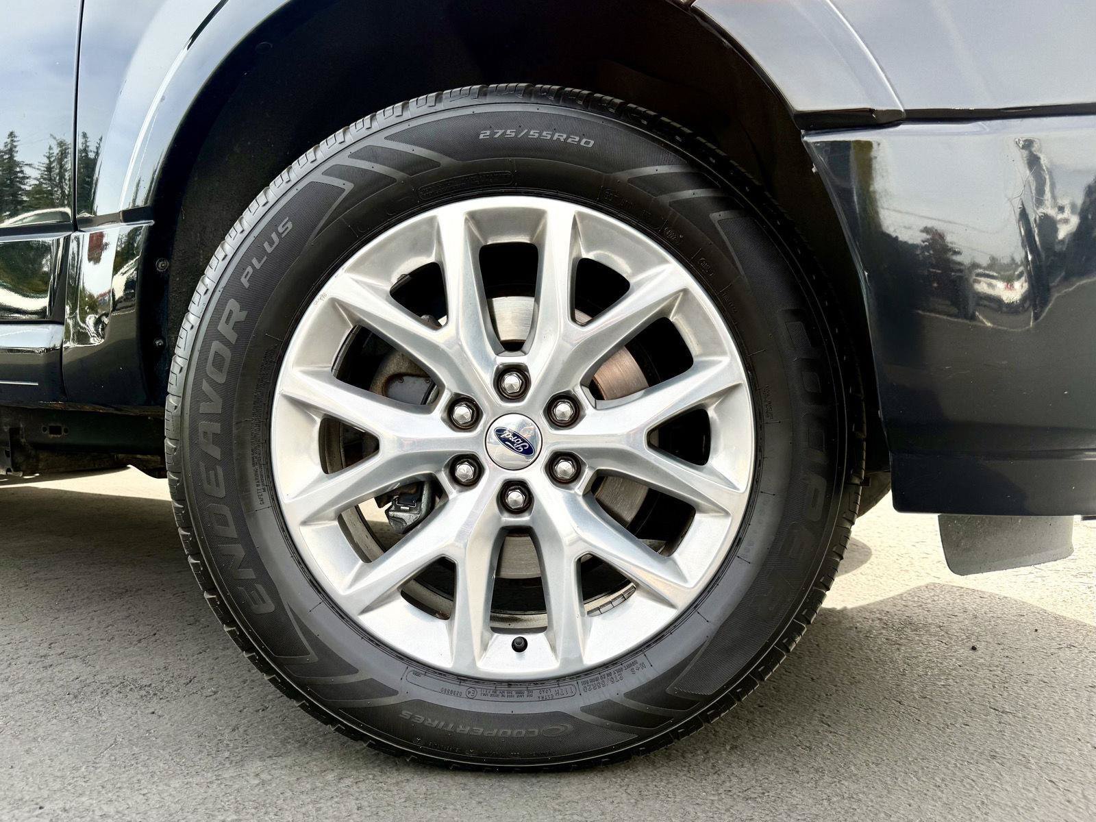 Used 2017 Ford Expedition Max Limited AWD/4WD image 12