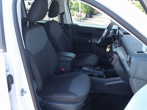 Used 2023 Ford Maverick XL image 38