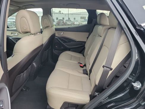 Used 2018 Hyundai Santa Fe Sport w/ 2.4L Tech Package 04 AWD/4WD image 11