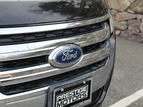 Used 2011 Ford Edge Limited image 35