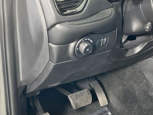 Used 2022 Dodge Durango GT AWD/4WD image 10