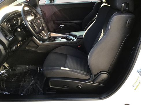 Used 2019 Dodge Challenger R/T RWD image 9