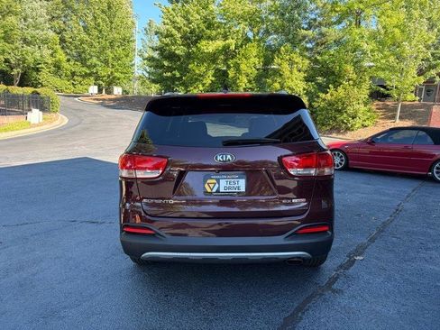 Used 2017 Kia Sorento EX AWD/4WD image 6
