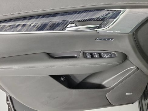 Certified 2024 Cadillac XT6 Premium Luxury w/ Technology Package AWD/4WD image 22