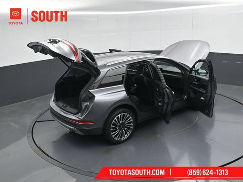 Used 2021 Lincoln Corsair Reserve w/ Elements Package AWD/4WD image 56