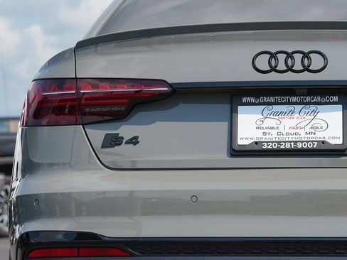 Used 2020 Audi S4 Premium Plus w/ Premium Plus Package AWD/4WD image 12