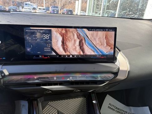 Used 2025 BMW X3 xDrive30i w/ Premium Package image 14