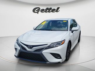 Used 2019 Toyota Camry SE FWD video 2