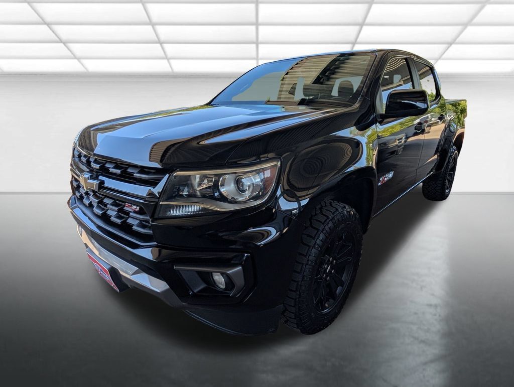 Used 2022 Chevrolet Colorado Z71 w/ Z71 Midnight Edition AWD/4WD image 24