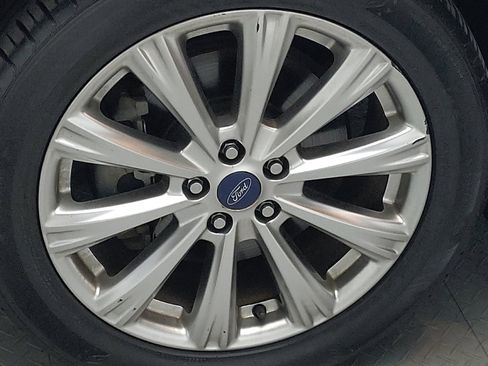 Used 2017 Ford Escape Titanium AWD/4WD image 31