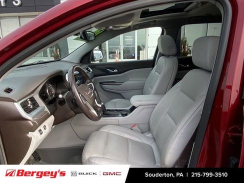 Used 2019 GMC Acadia SLT image 21