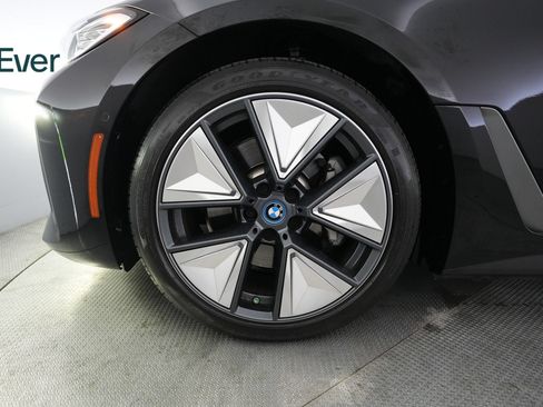 Used 2023 BMW i4 eDrive35 RWD image 18