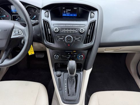 Used 2018 Ford Focus SE image 20