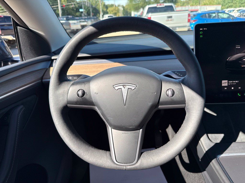 Used 2023 Tesla Model Y Long Range AWD/4WD image 27