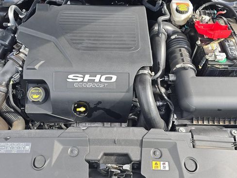 Used 2018 Ford Taurus SHO w/ Driver Assist Package AWD/4WD image 11
