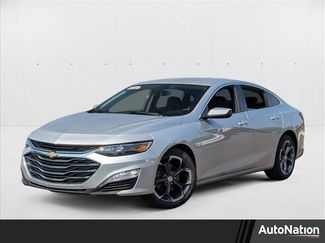 Used 2020 Chevrolet Malibu LT image 1