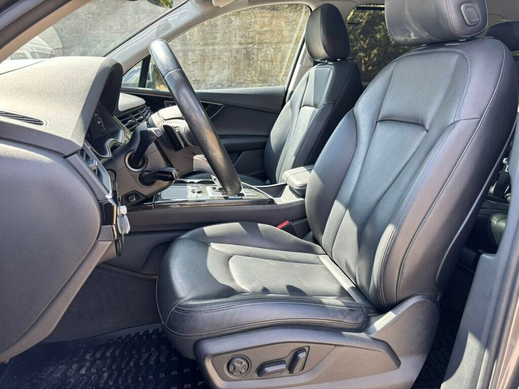 Used 2019 Audi Q7 3.0T Prestige w/ Prestige Package AWD/4WD image 11
