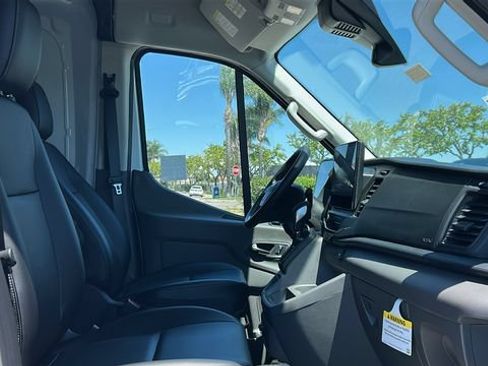New 2026 Ford Transit 250 148 Medium Roof RWD image 11