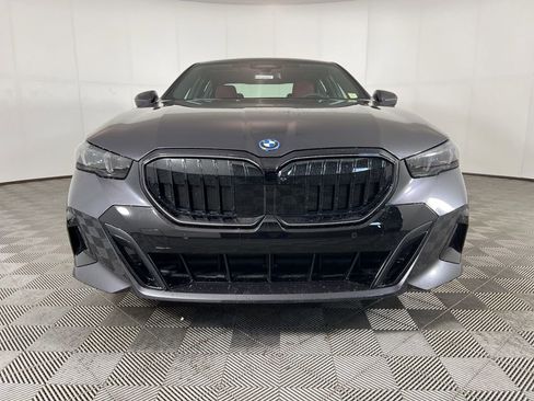 New 2027 BMW 550e xDrive w/ Executive Package AWD/4WD image 5