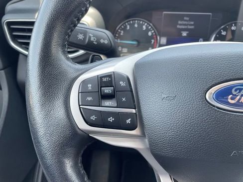 Certified 2020 Ford Explorer XLT w/ Equipment Group 202A AWD/4WD image 9