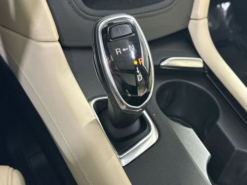 Used 2019 Cadillac XT5 Luxury image 32