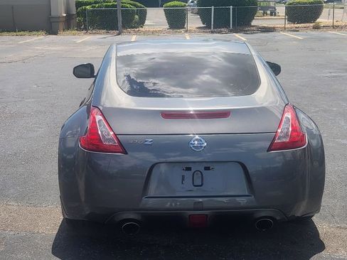 Used 2016 Nissan 370Z Coupe image 5