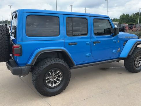 Used 2024 Jeep Wrangler Unlimited Rubicon 392 AWD/4WD image 9