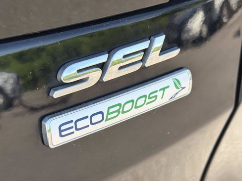 Used 2019 Ford Escape SEL FWD image 10