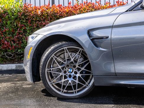 Used 2019 BMW M4 Coupe w/ Competition Package image 10
