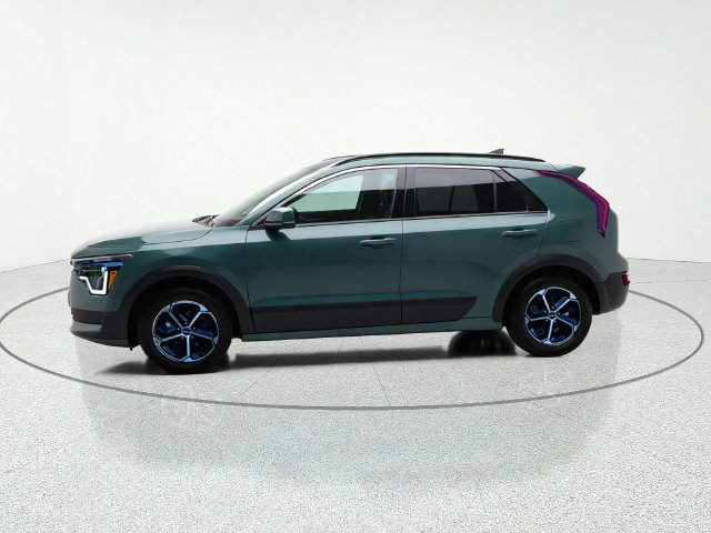 Certified 2024 Kia Niro EX FWD image 2