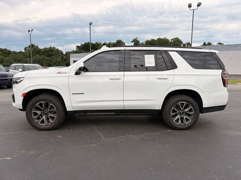Used 2023 Chevrolet Tahoe Z71 w/ Z71 Off-Road Package AWD/4WD image 4