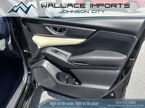 Used 2022 Subaru Ascent Limited AWD/4WD image 34