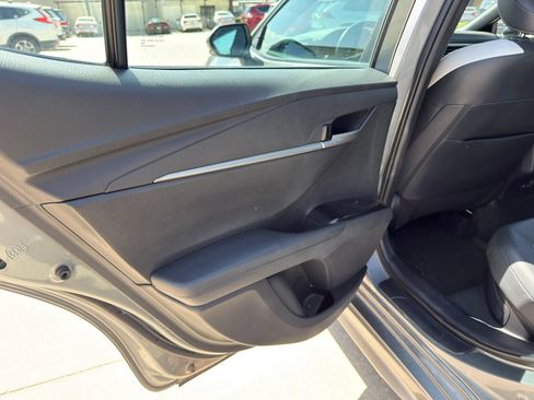 Used 2025 Toyota Camry SE FWD image 28