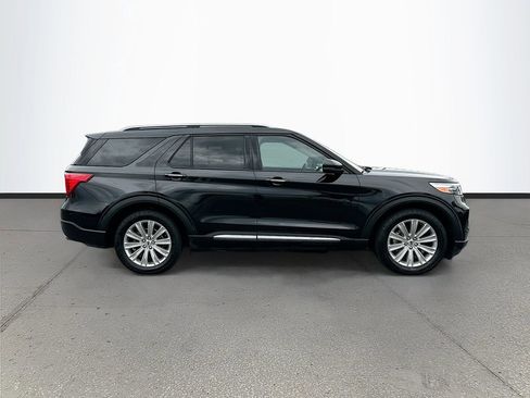 Used 2020 Ford Explorer Limited w/ Class III Trailer Tow Package image 8