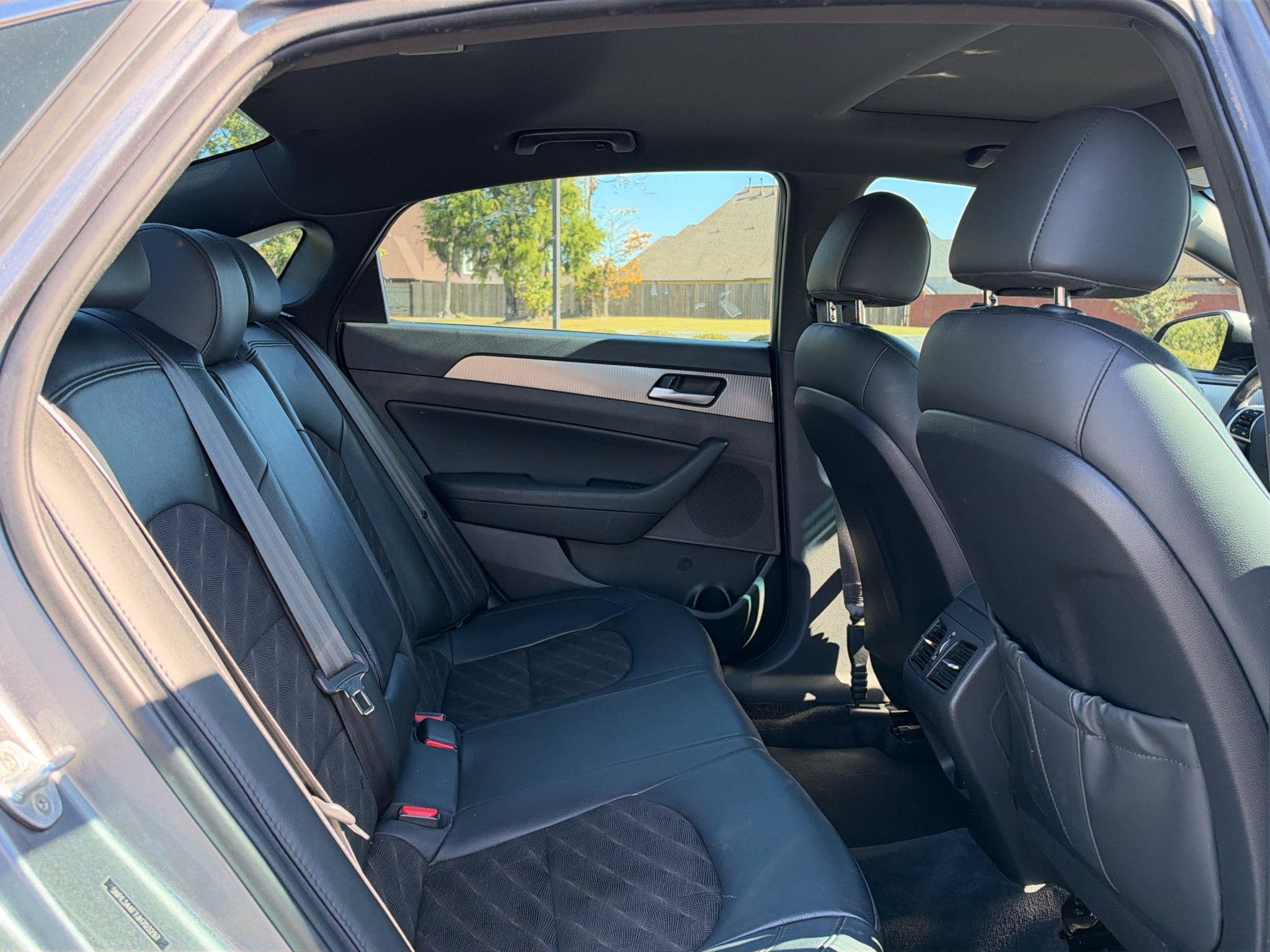 Used 2018 Hyundai Sonata Sport FWD image 16
