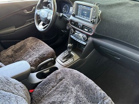 Used 2019 Hyundai Kona Limited image 16