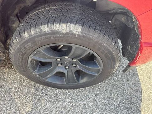 Used 2020 RAM 1500 Big Horn AWD/4WD image 4