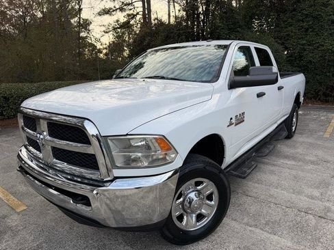 Used 2018 RAM 2500 Tradesman w/ Chrome Appearance Group image 3