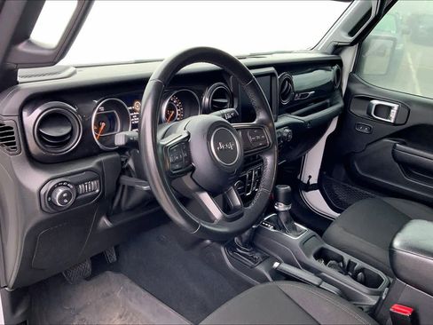 Used 2022 Jeep Gladiator Sport image 17