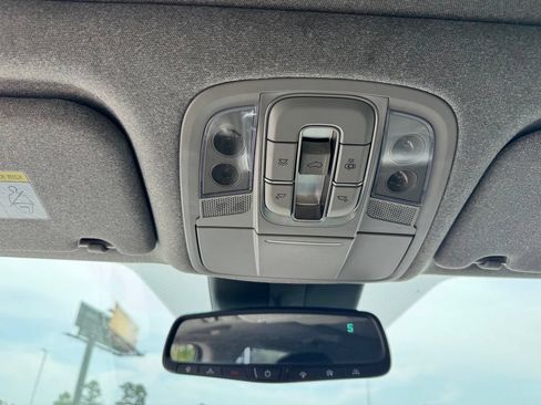 Used 2019 Hyundai Santa Fe Limited FWD image 20