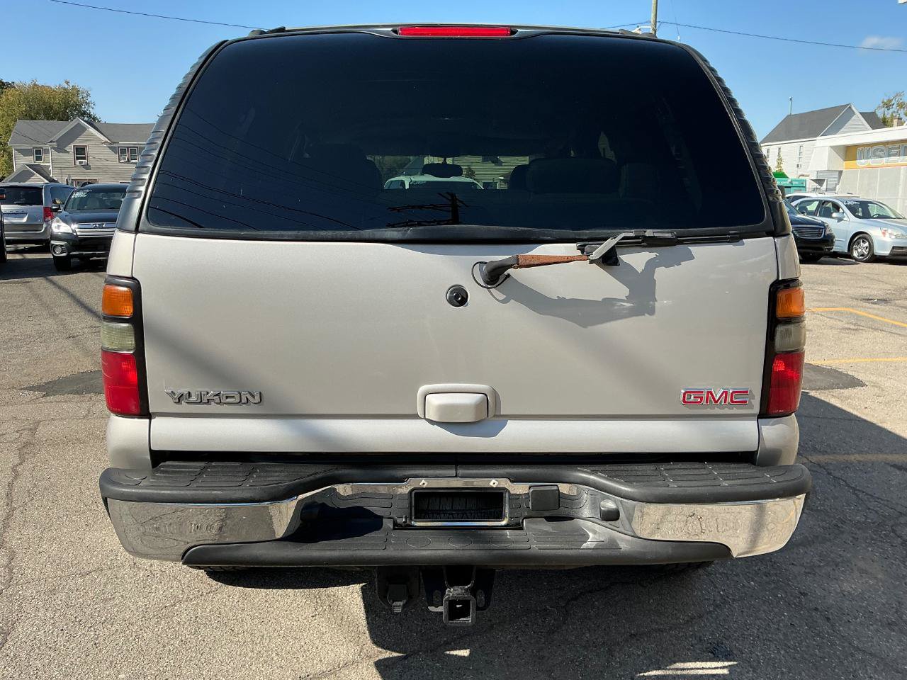 Used 2004 GMC Yukon SLT w/ 1SD Preferred Equipment Group AWD/4WD image 5