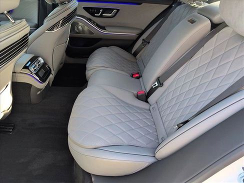 New 2026 Mercedes-Benz S 580 4MATIC Sedan image 16
