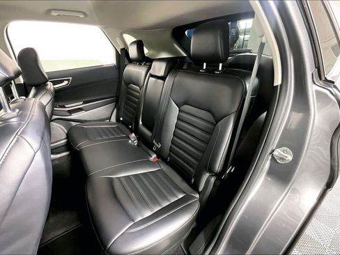 Used 2024 Ford Edge SEL AWD/4WD image 26